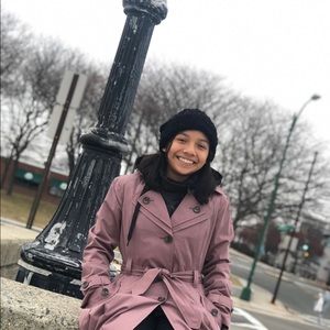 Meet your Posher, Emily